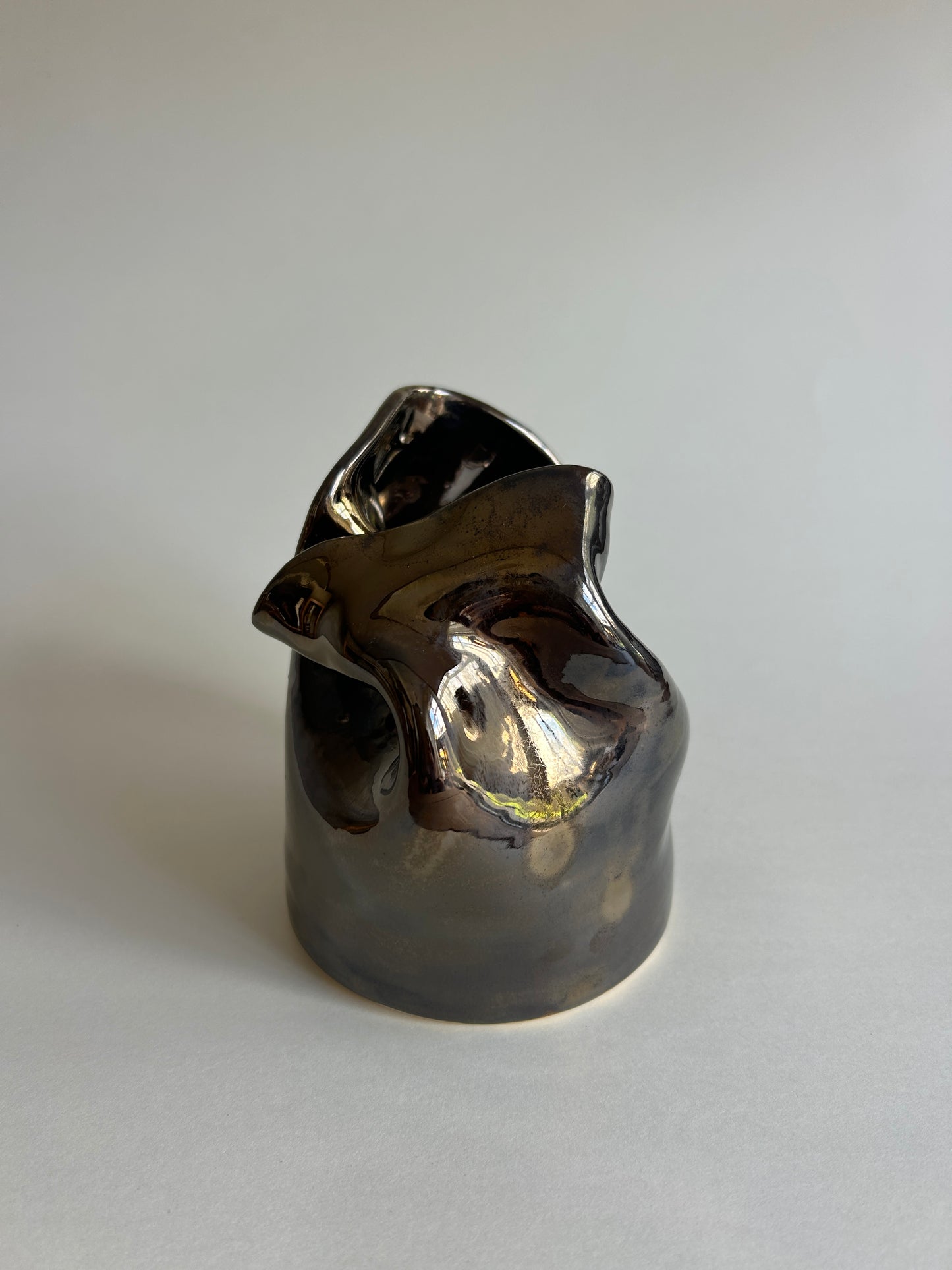 Wave vase | Gold crackle | small