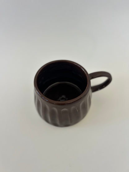 Ribbed mug | Chocolate
