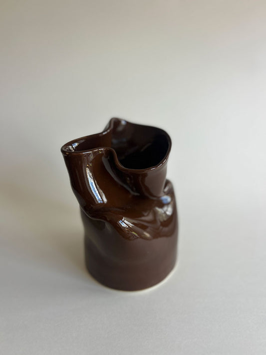 Wave Vase | Chocolate | Medium