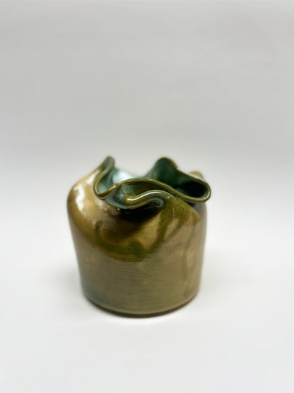 Wave Vase | Green Rutile | Small